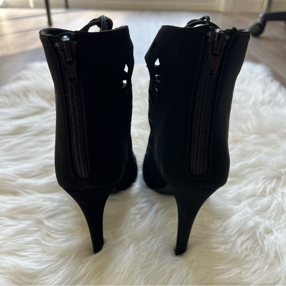 Delicious Black Lace-up Cut-out Peep-toe High Heels Stilettos - Picture 10 of 11
